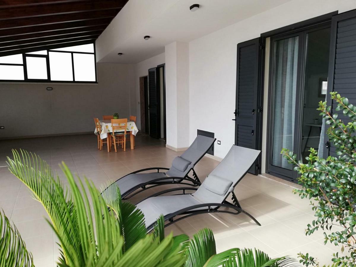 Appartamento Gambero Beach Santa Teresa Di Riva Exteriér fotografie